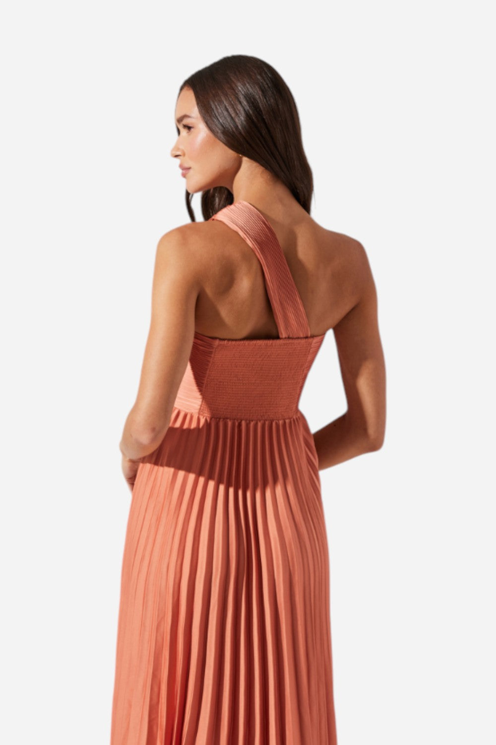 ASTR Rasya Pleated Maxi Dress in Coral CHROME ASTR Rasya Pleated Maxi Dress in Coral CHROME