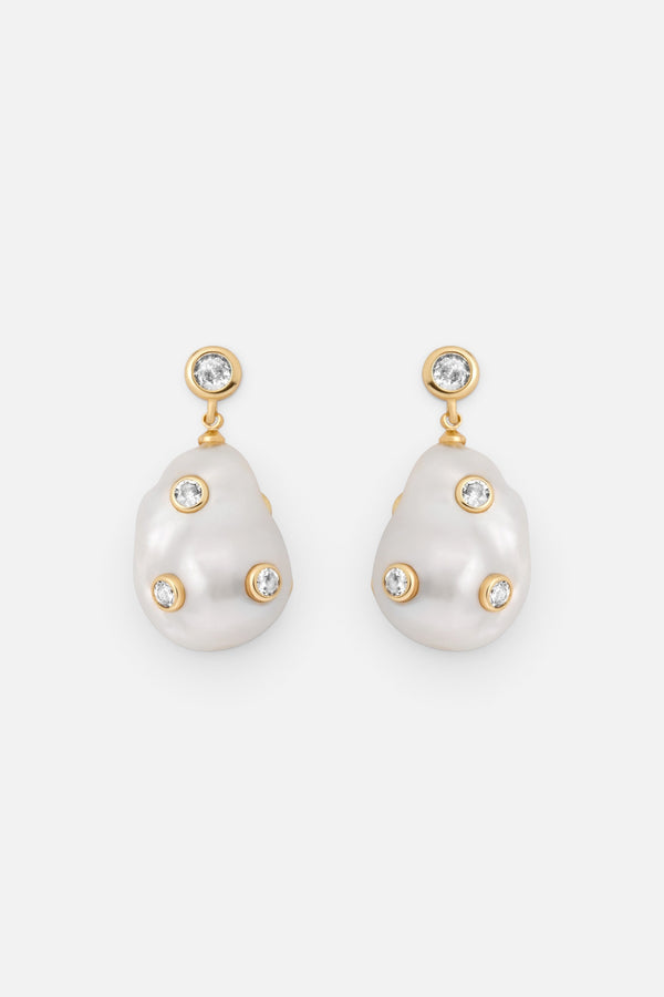Martha Calvo Celeste Earrings in Pearl