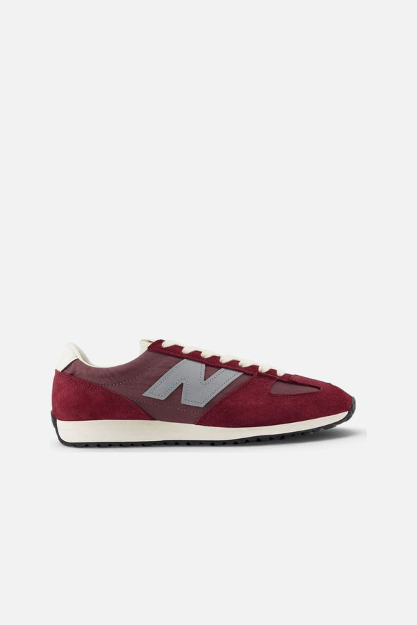New Balance 471 Sneaker in Mulled Wine