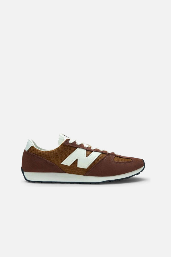 New Balance Men's 471 Sneaker in Rich Oak