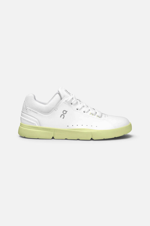 On Running Women's Roger Advantage 1 in White/Hay