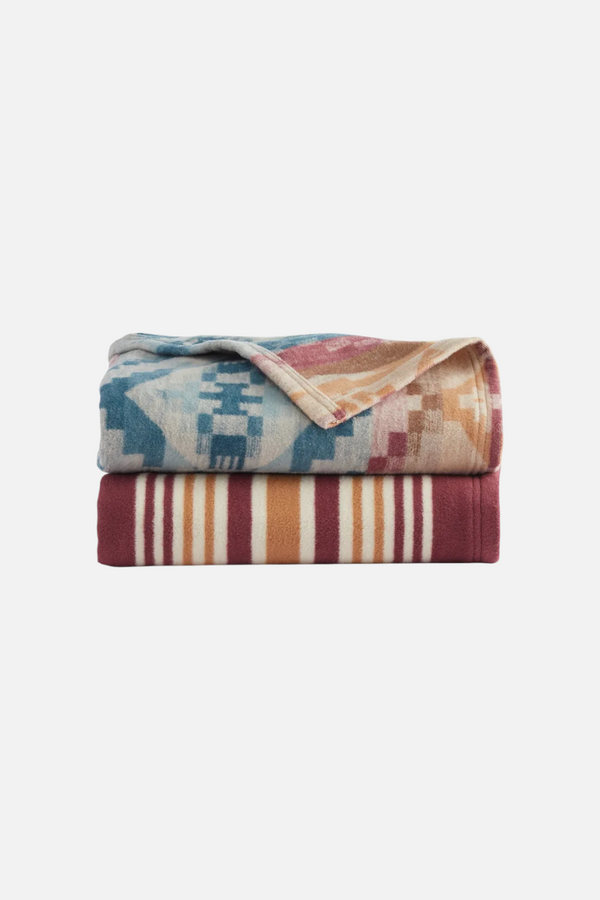 Pendleton Carico Lake & Stripe Organic Cotton Throw Gift Pack in Sandshell & Andora