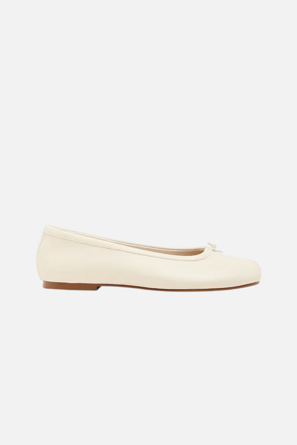 Steve Madden Calico Split-Toe Leather Ballet Flats in Bone