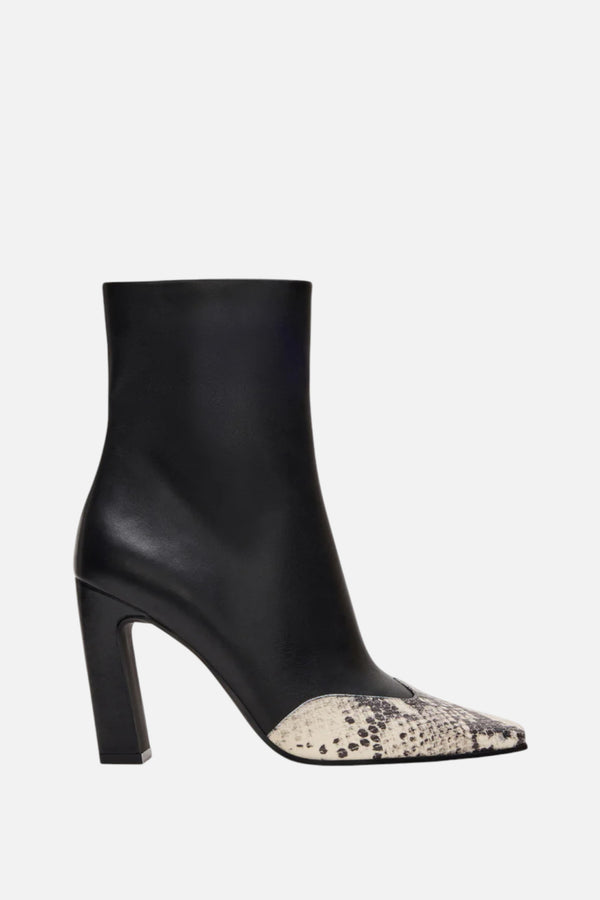 Steve Madden Lyle in Black with Leather Snake