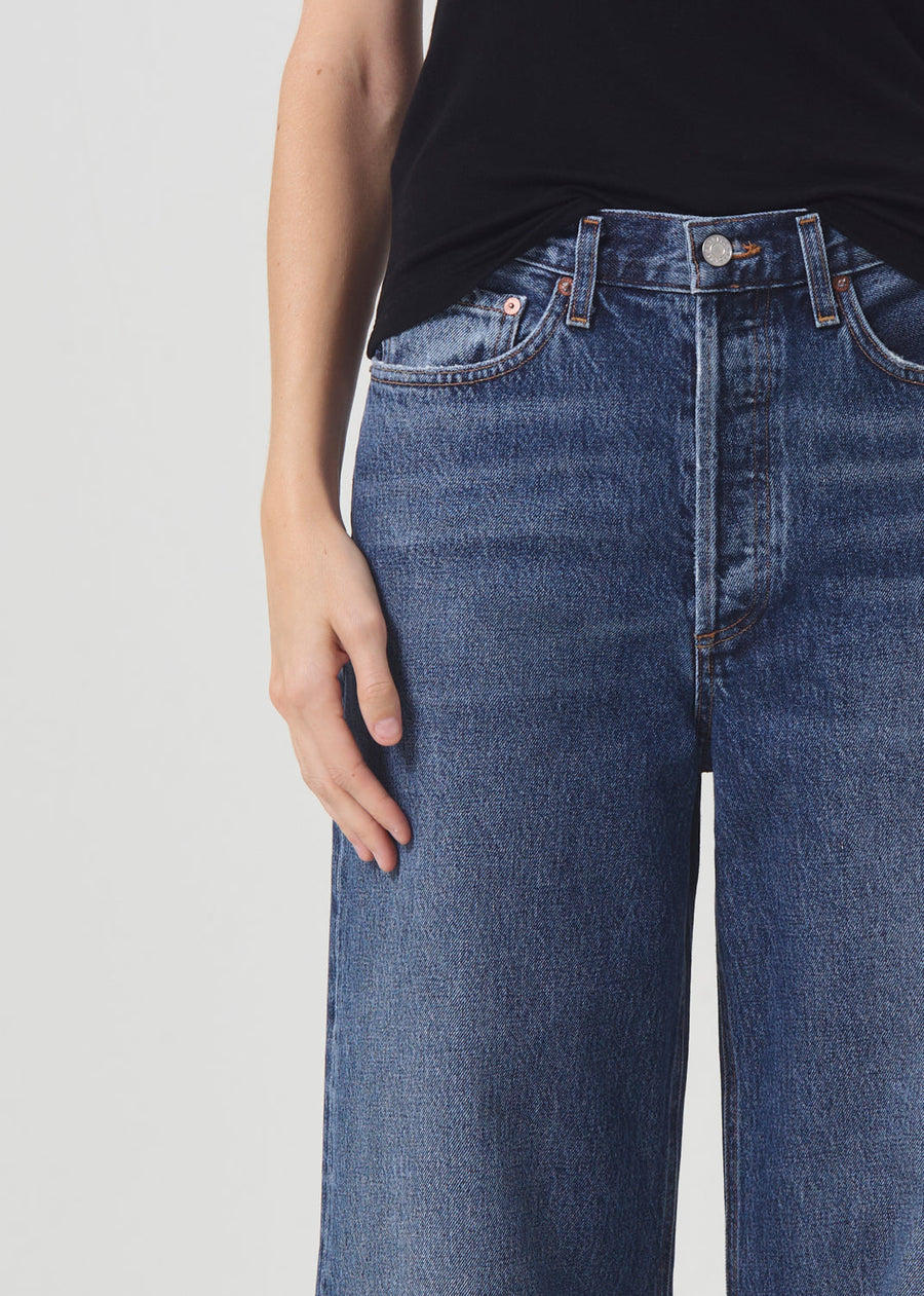 Agolde Dame High Rise Wide Leg Jeans in Control – flat lay