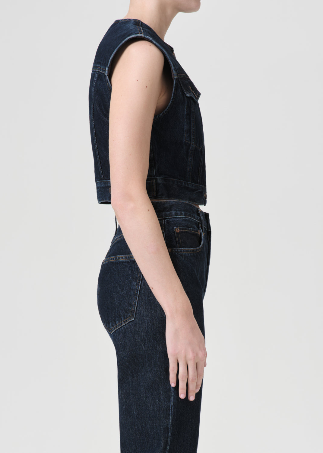 Agolde Leo Vest in Polished – CHROME