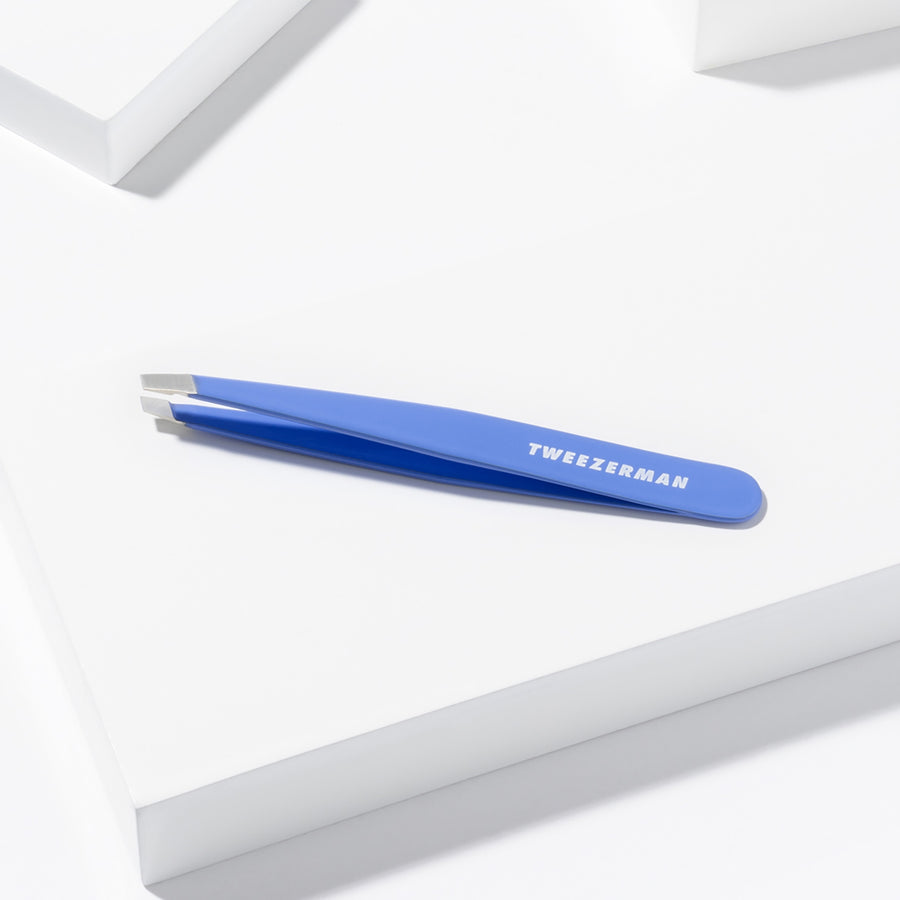 Tweezerman Slant Tweezer in Lapis Blue