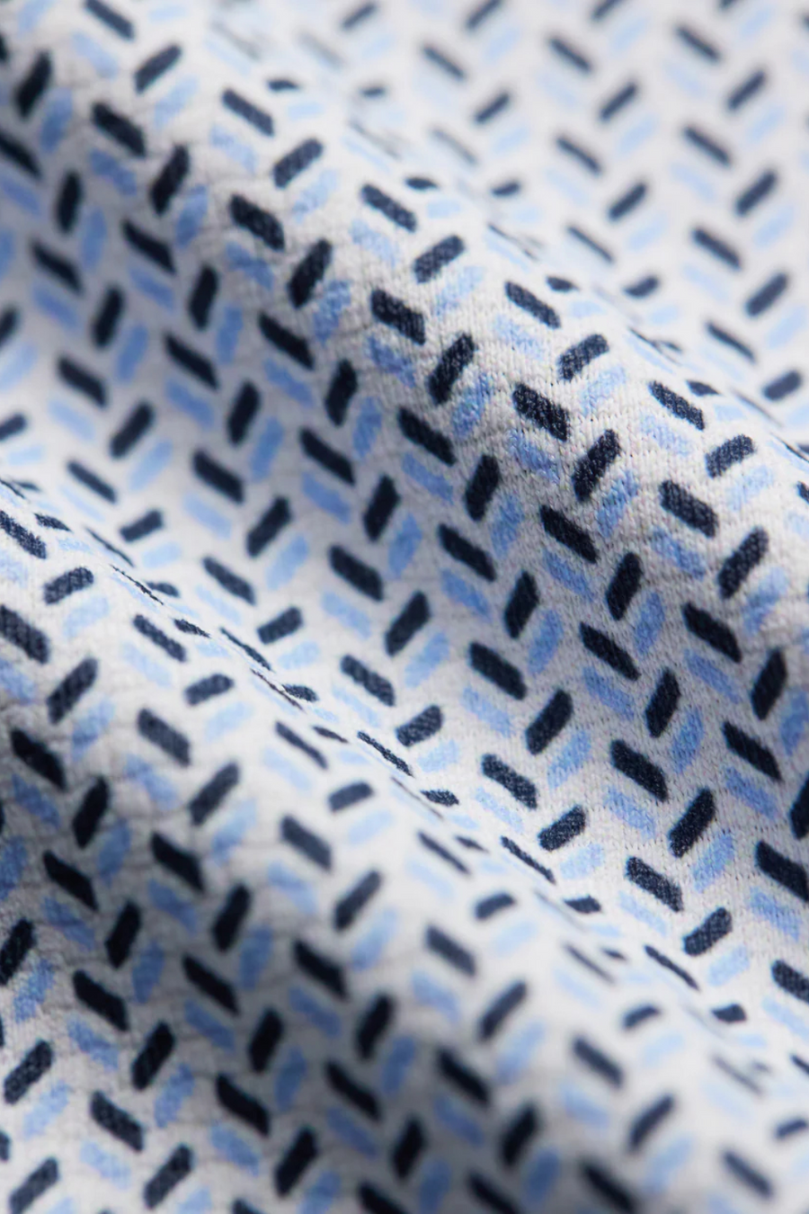 7 Diamonds Dante Long Sleeve in Light Blue – side view