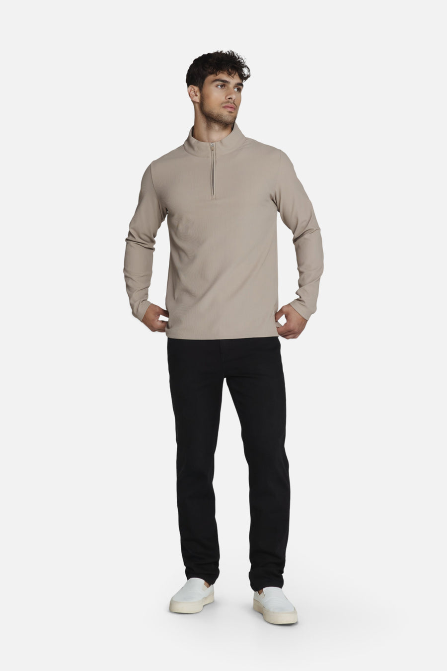 7 Diamonds Drift Quarter Zip Pullover in Taupe – full length