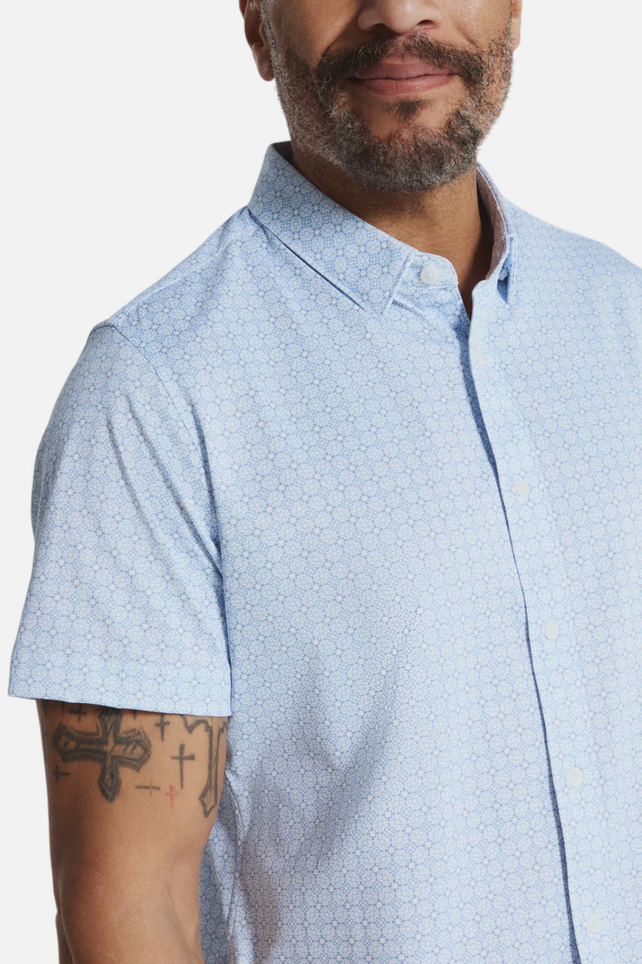 7 Diamonds Landen Short Sleeve in Light Blue – back view