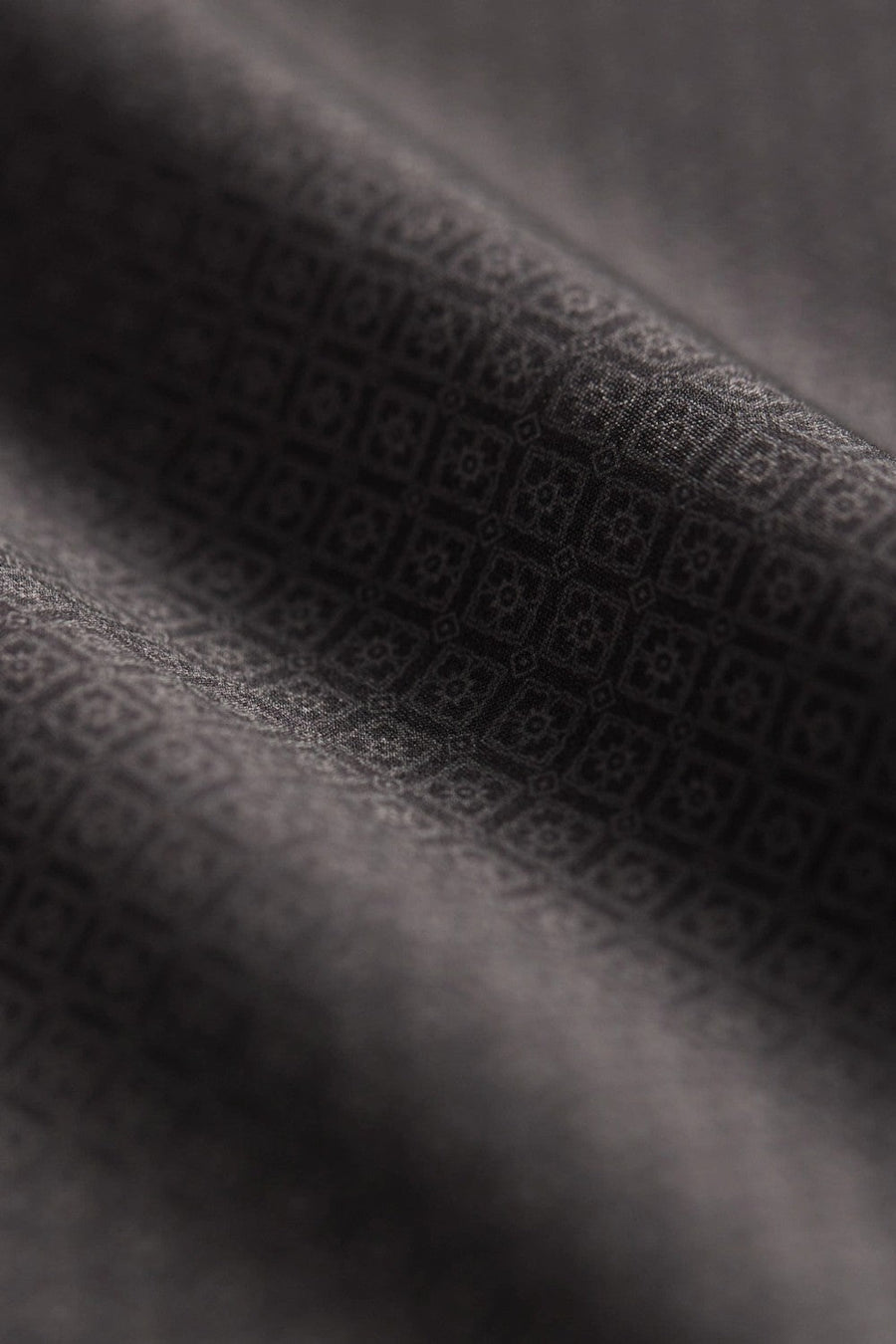 7 Diamonds Niall Long Sleeve Black – flat lay