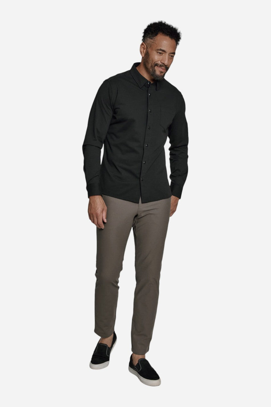 7 Diamonds Oxford Stretch Black – on model