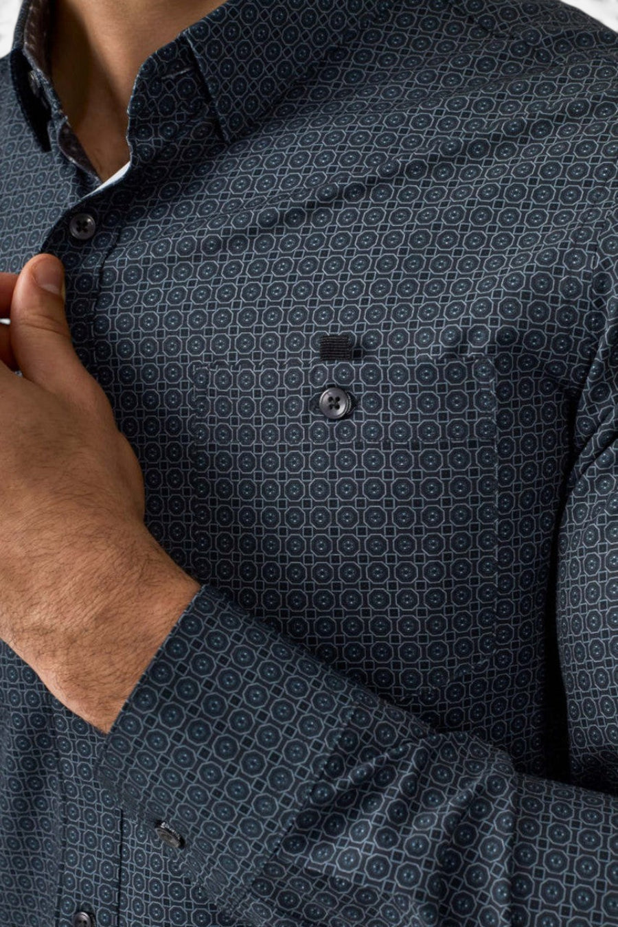 7 Diamonds Pacos Long Sleeve Shirt in Black – flat lay