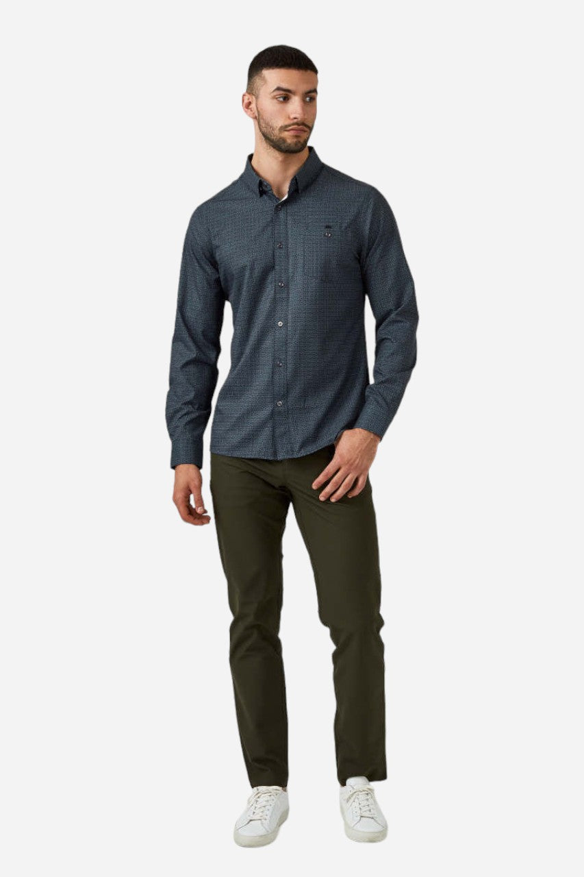 7 Diamonds Pacos Long Sleeve Shirt in Black – side view