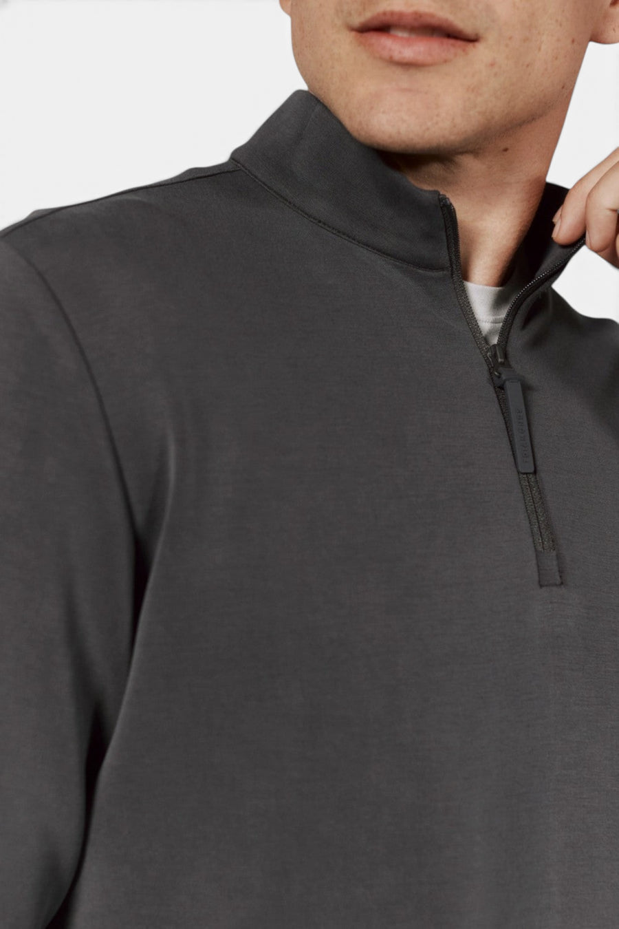 7 Diamonds Rev 1/4 Zip Modal Anthracite – back view