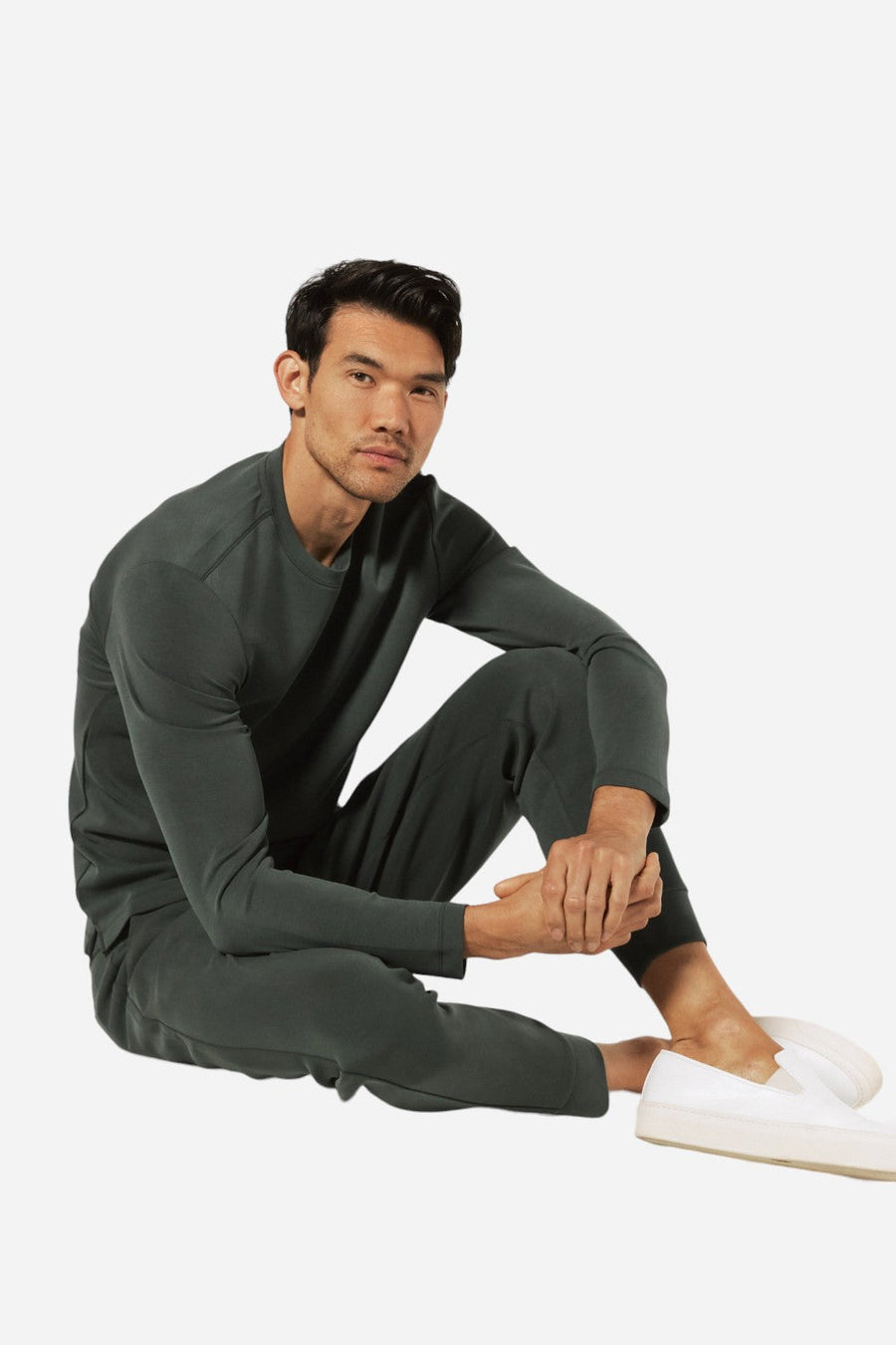7 Diamonds Rev Long Sleeve Modal Basil – flat lay