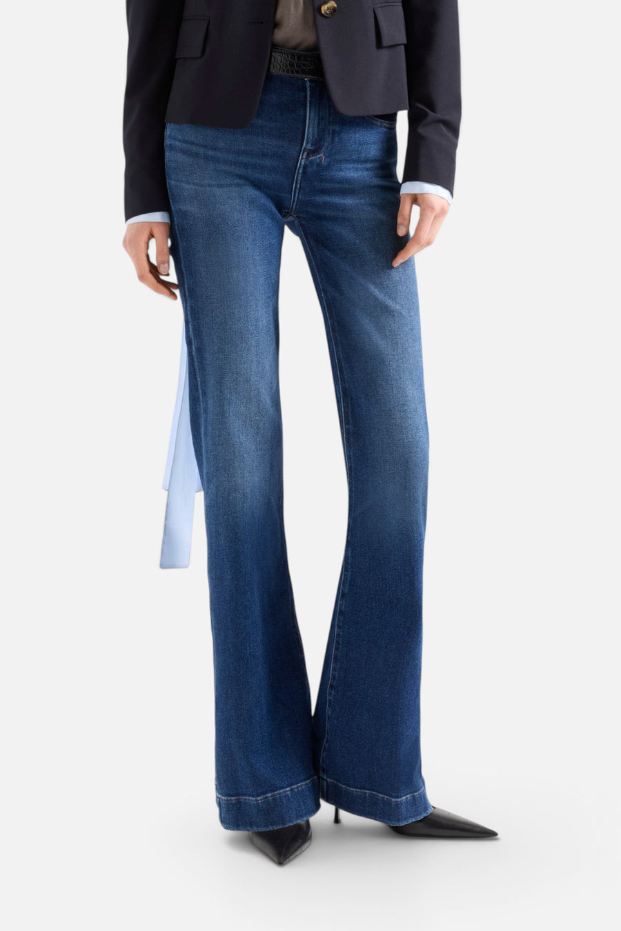 7 For All Mankind Dojo Flare Jean in Slim Illusion Blueleaf – side view