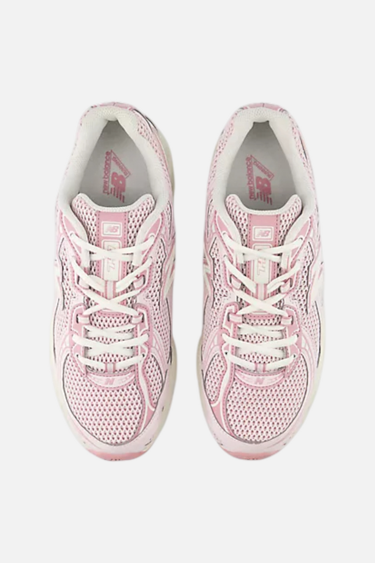 s**様 【新品未使用正規品✨】AMERI ROSE EMBROIDERY JA Ameri（アメリ）の「ROSE EMBROIDERY JACKET（テーラードジャケット