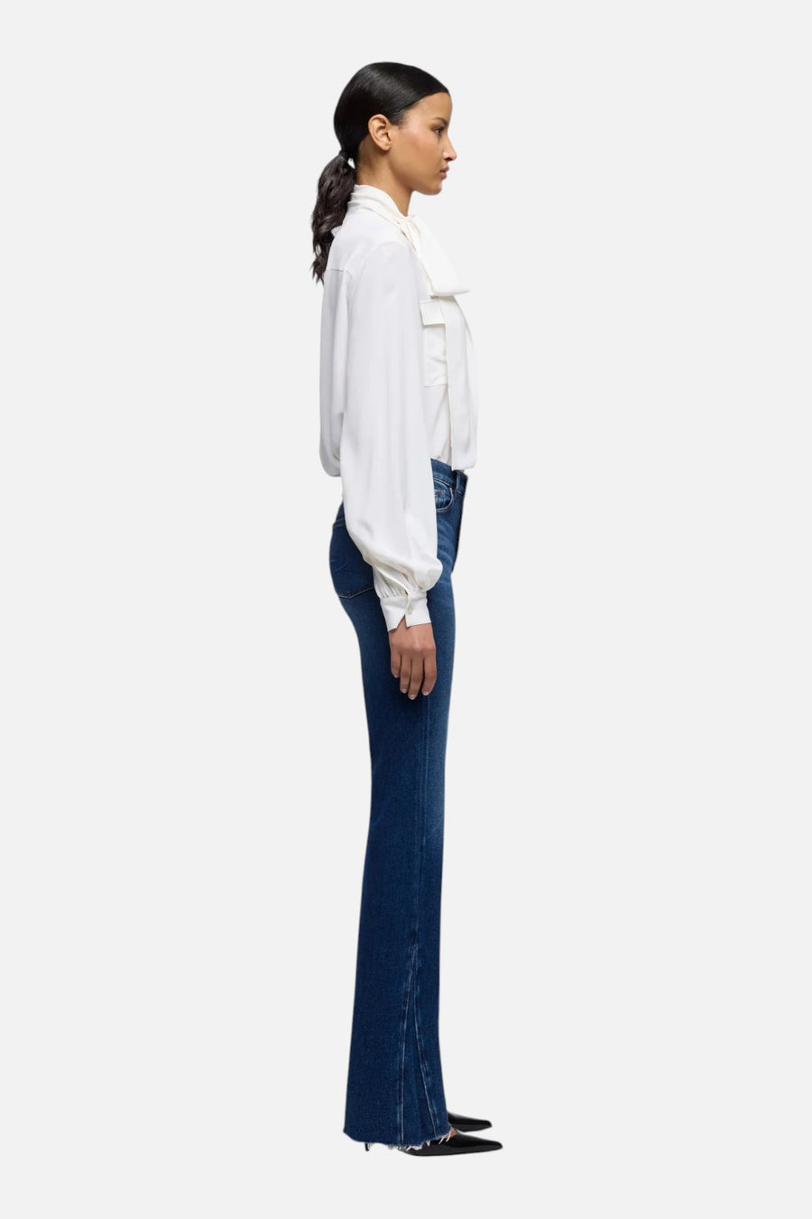 7 For All Mankind The Leggy Mid-Rise Bootcut Jean in Current