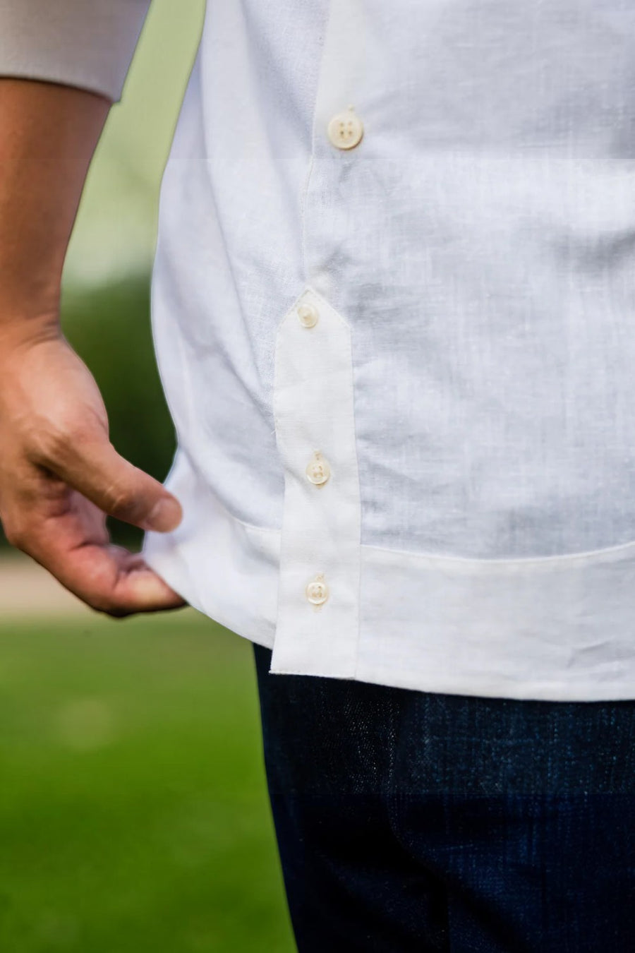 Texas Standard Tejas Guayabera Short Sleeve Shirt in Flores