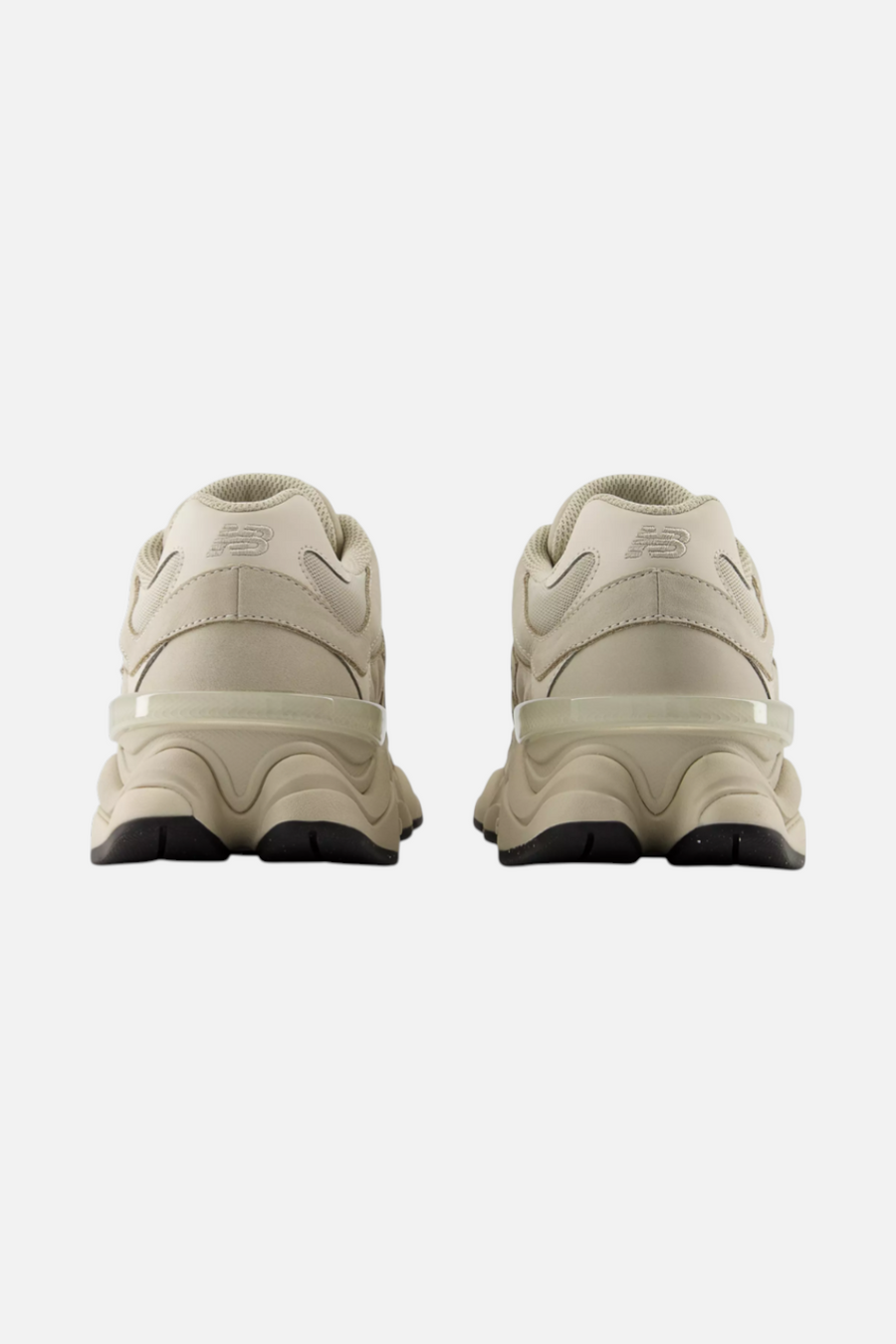 New Balance Unisex 9060 Sneaker in Shipyard