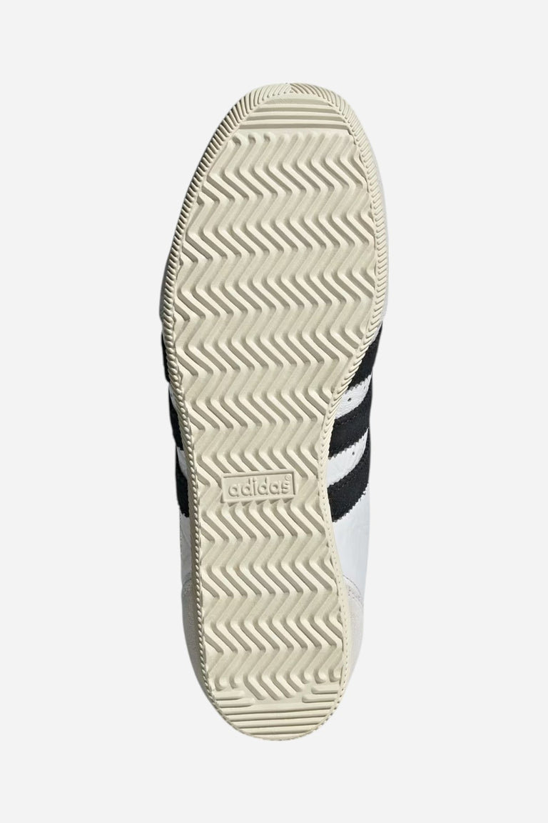 Adidas Japan Sneakers in Cloud White / Core Black / Gold Metallic – CHROME
