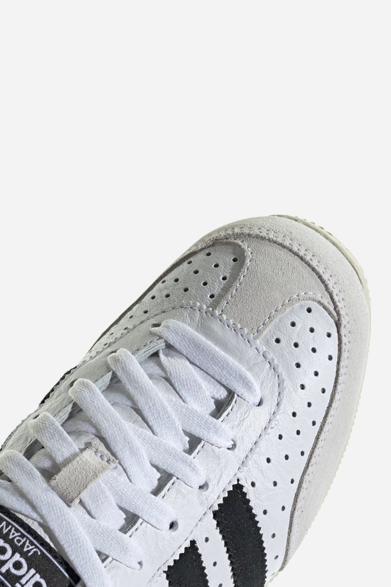 Adidas Japan Sneakers in Cloud White / Core Black / Gold Metallic – CHROME
