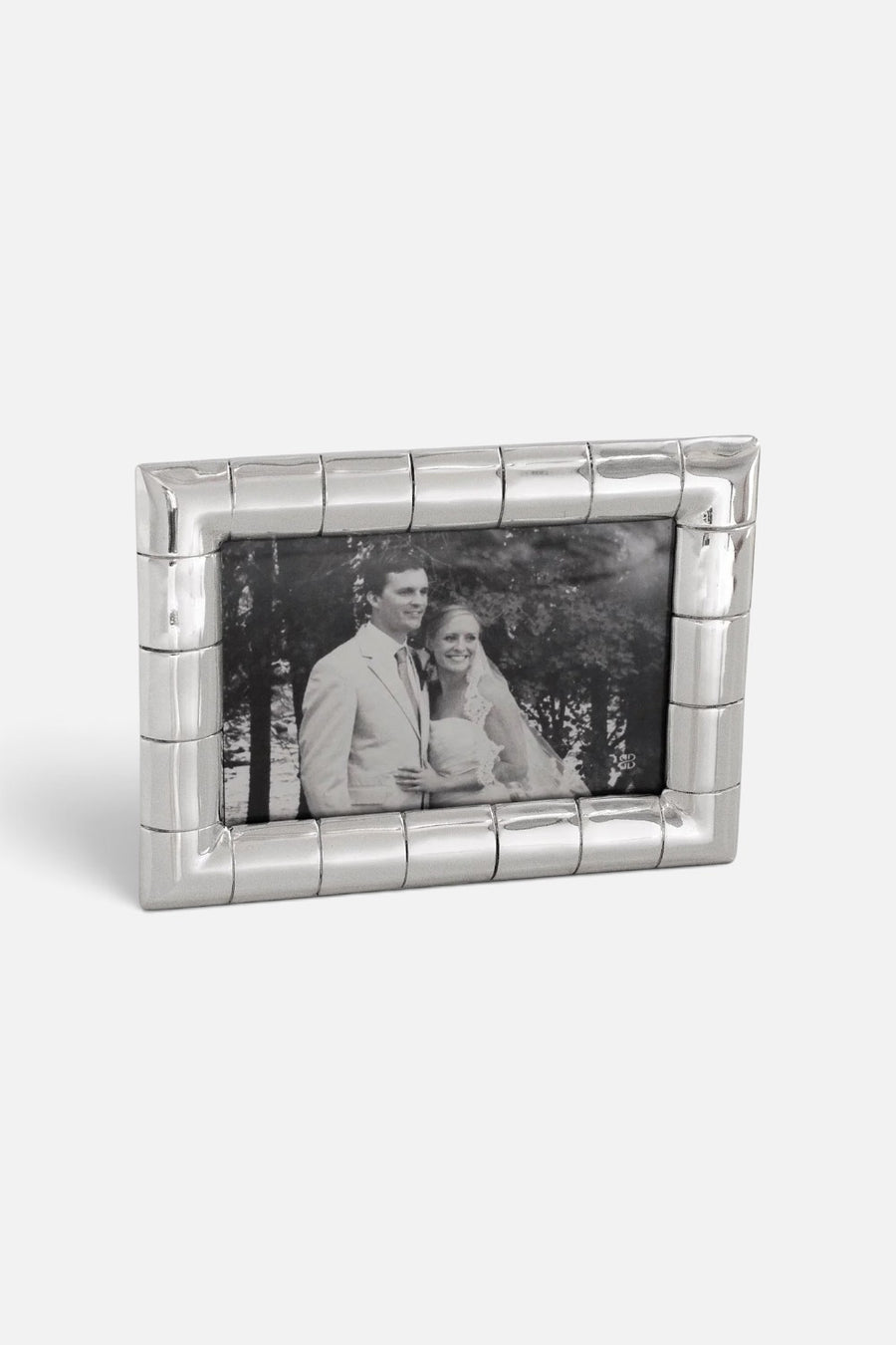Beatriz Ball Garden Windsor Picture Frame