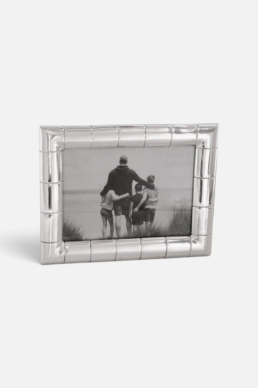 Beatriz Ball Garden Windsor picture frame in aluminum with a bamboo-like border.