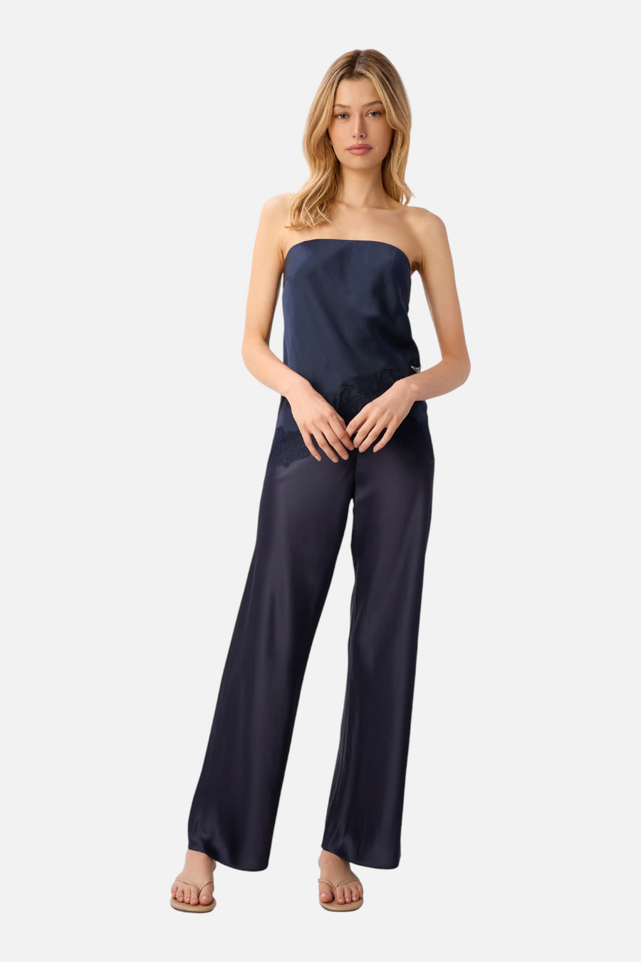 Cami NYC Women's Bristol Mid Rise Pant in Dark Wash