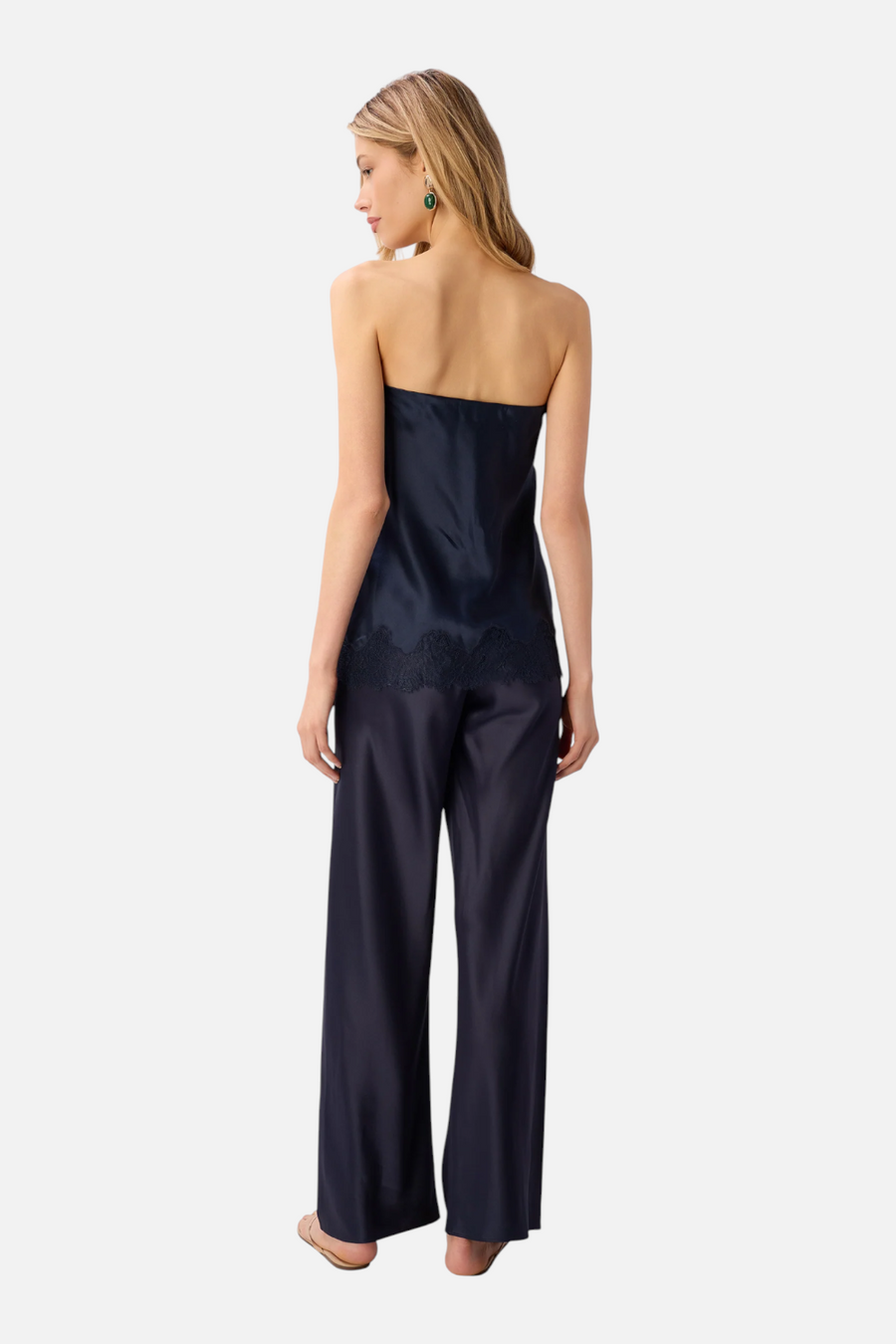 Cami NYC Women's Bristol Mid Rise Pant in Dark Wash