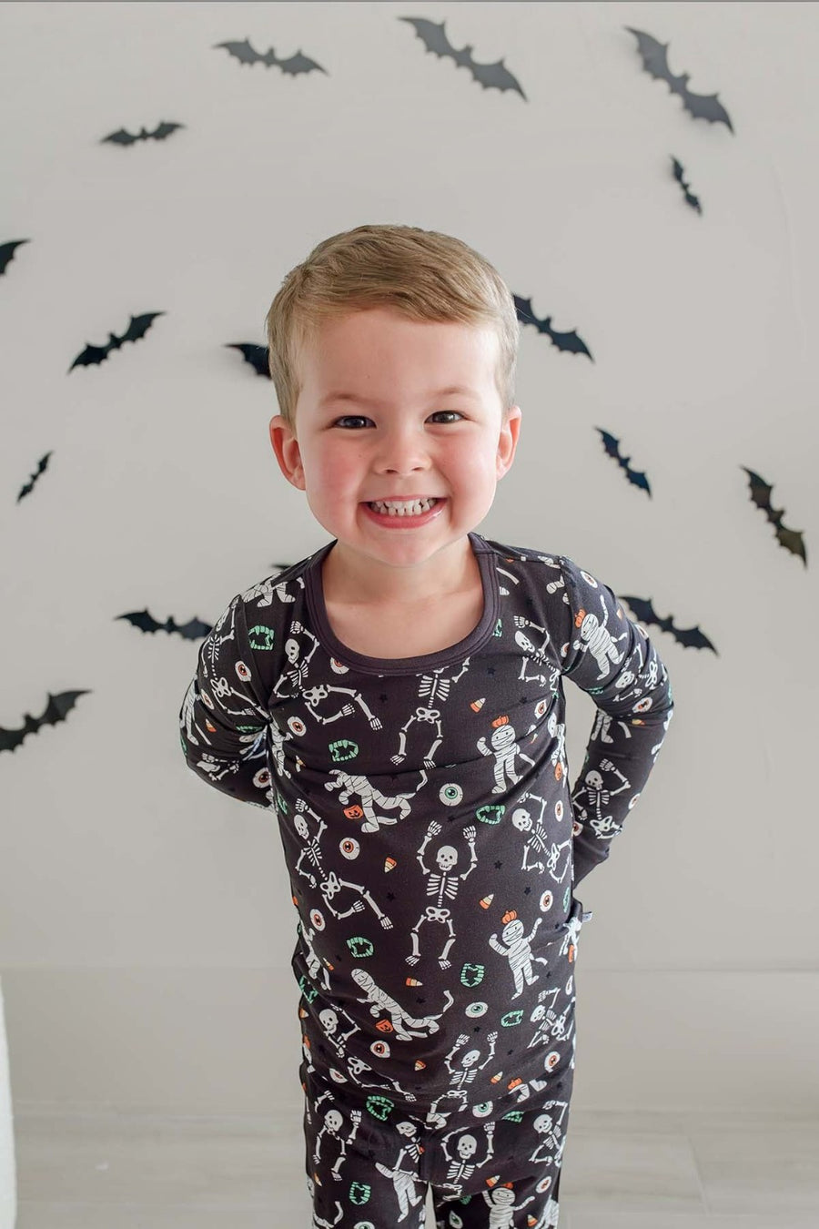 Caden Lane Halloween Glow-in-the-Dark Two-Piece Bamboo Pajama Set in Eye Want Candy