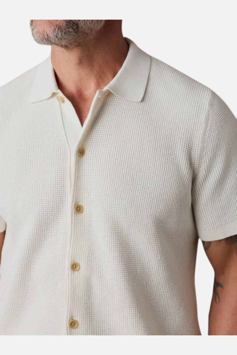 Faherty Short Sleeved Sunwashed Sweater Shirt in White Shell