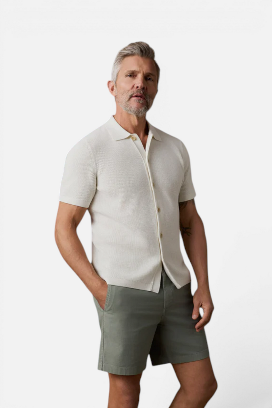 Faherty Short Sleeved Sunwashed Sweater Shirt in White Shell