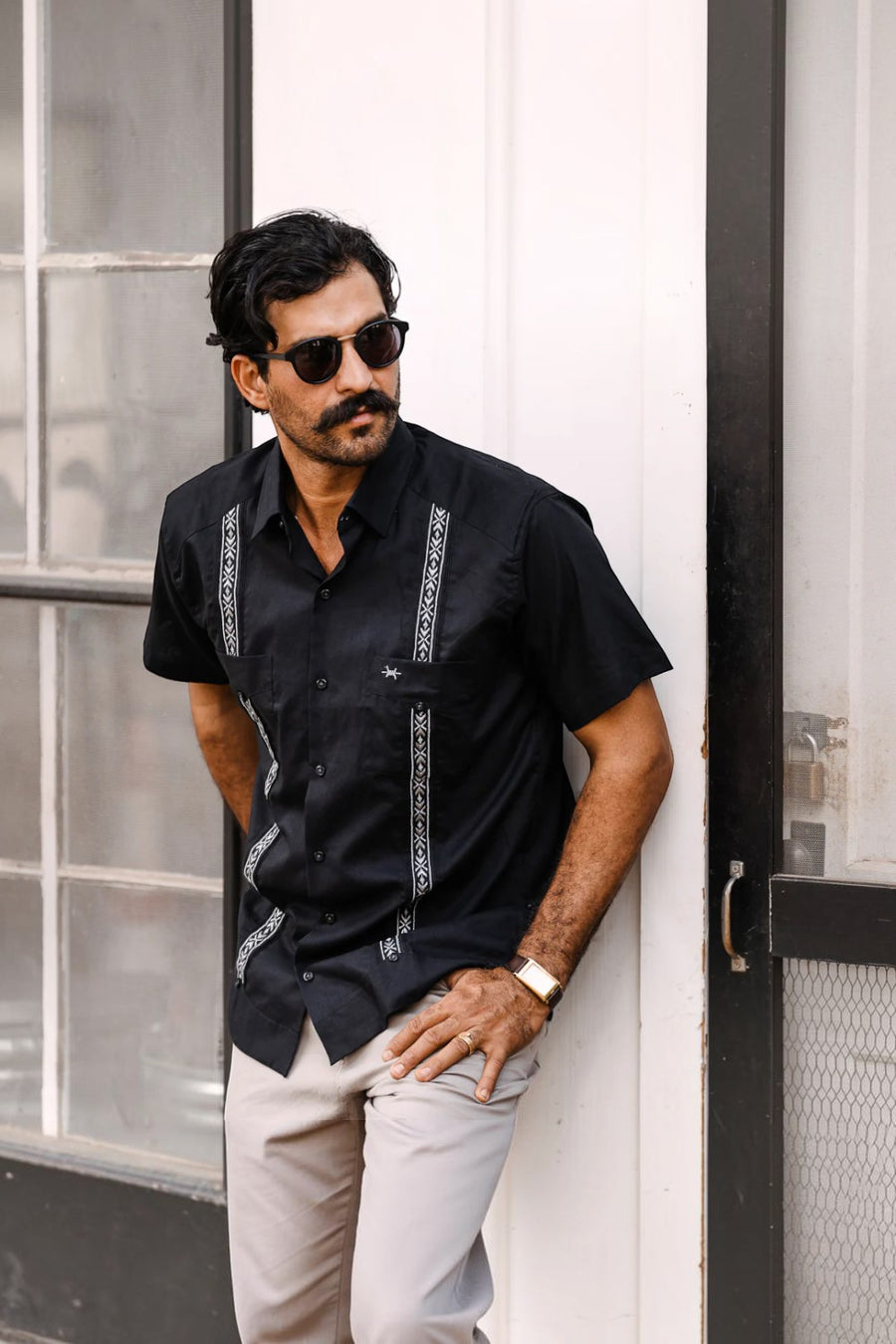 Texas Standard Tejas Guayabera Short Sleeve Shirt in Diablo Plata