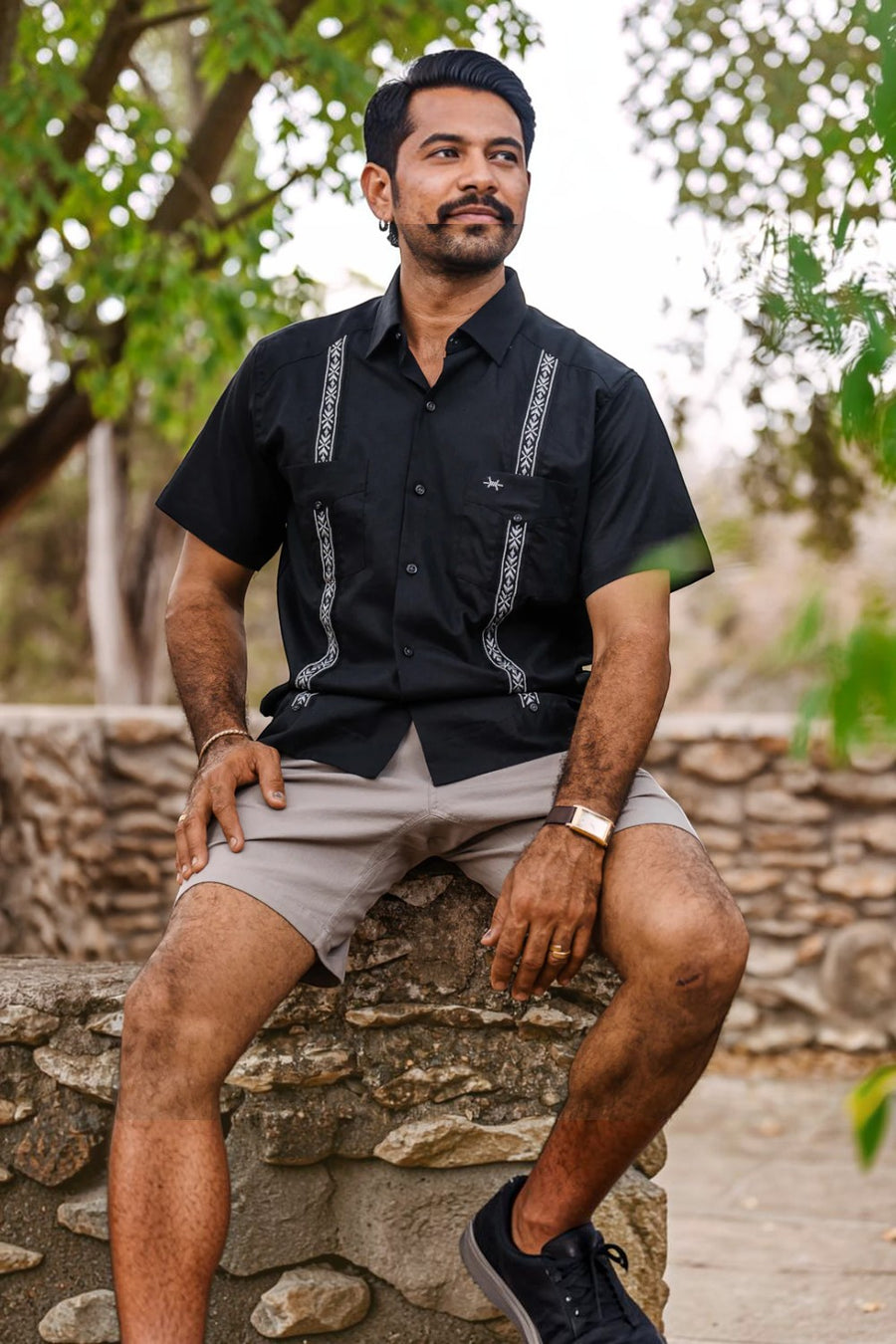 Texas Standard Tejas Guayabera Short Sleeve Shirt in Diablo Plata