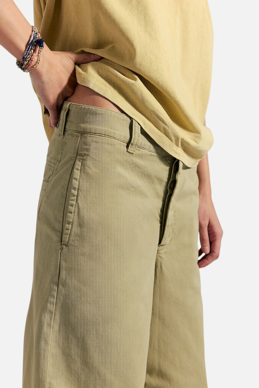 Free People Laydown Chino Pant in Aloe
