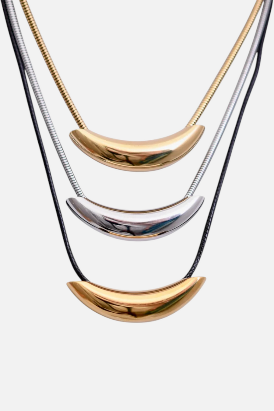 Farrah B Full Swing Necklace in Silver