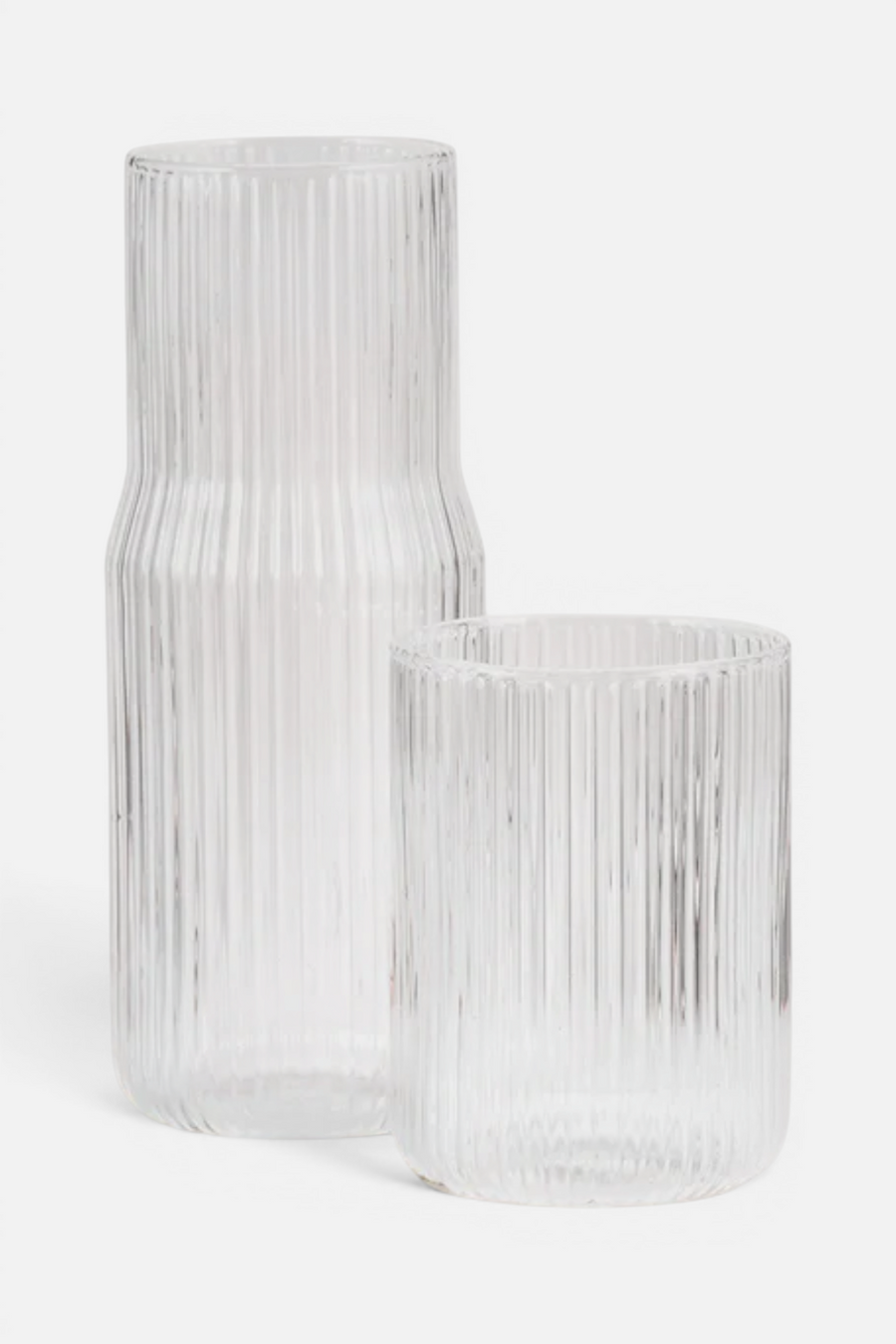 Gry Mattr Ribbed Carafe and Cup Set in Clear