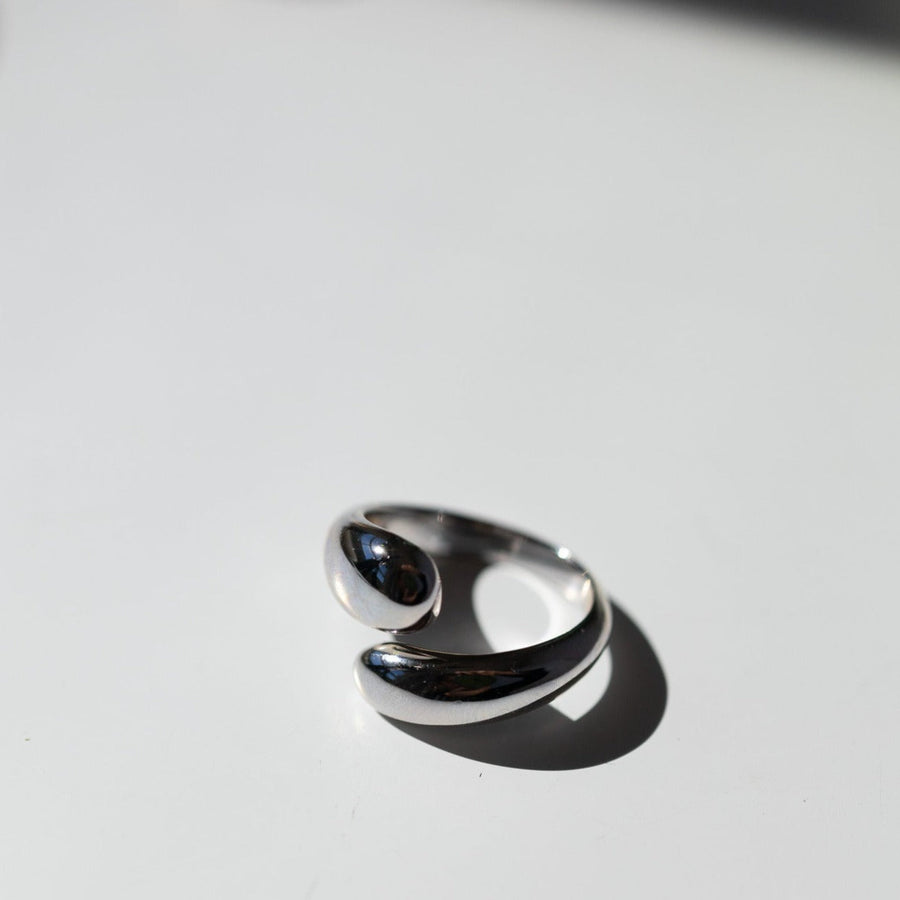 Leeada Realm Wrap Ring in Silver