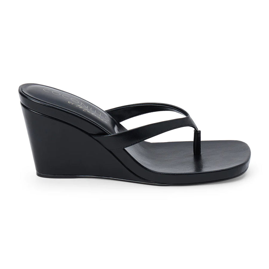 Matisse Murphy Wedge Sandal in Black