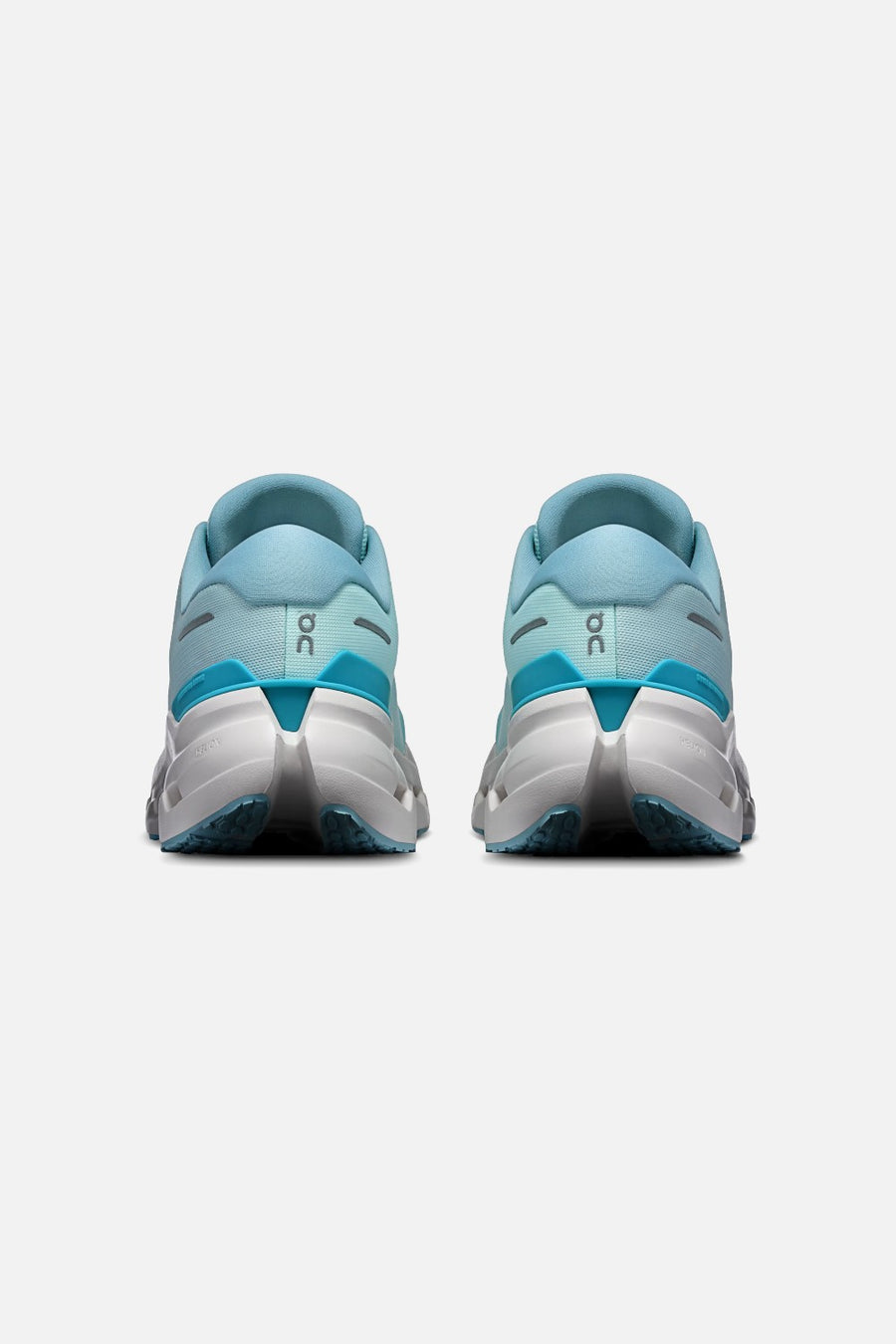 On Running Men's Cloudrunner 3 in Flurry and Cascade