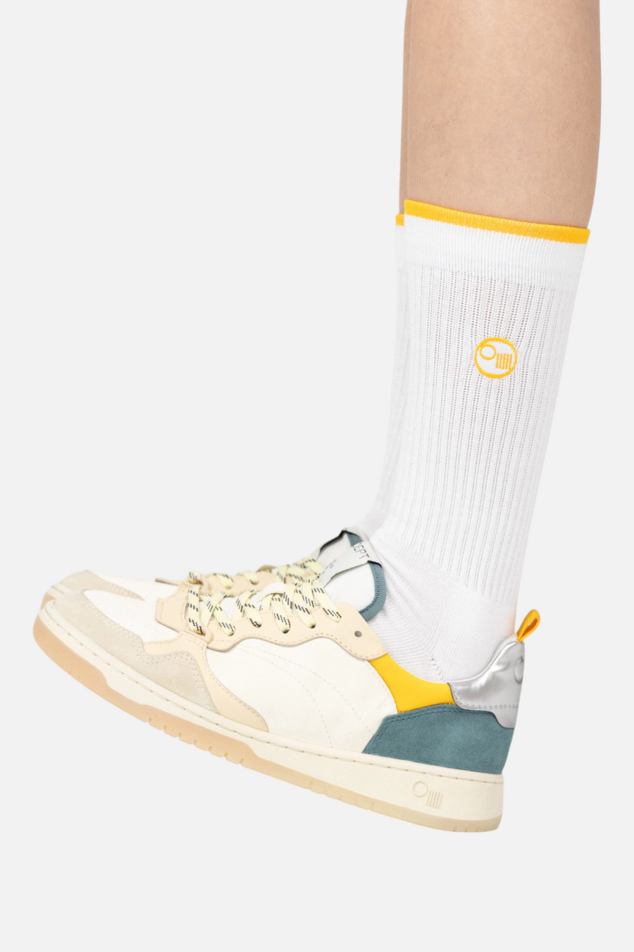 Oncept Phoenx Sneaker in Le Creme