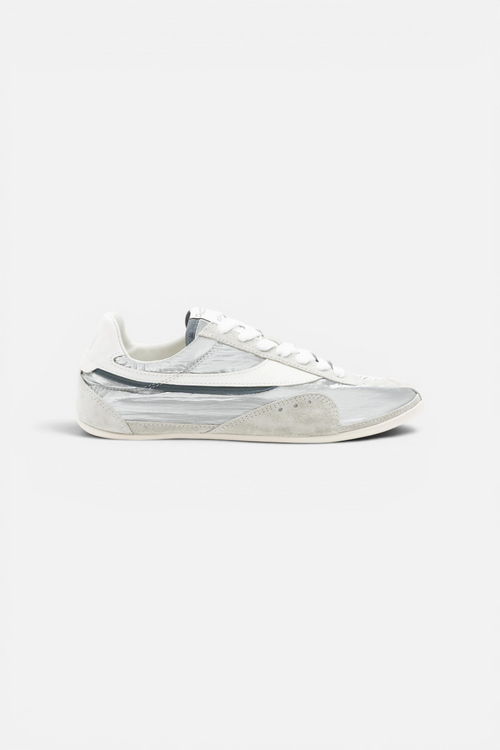 Oncept Temple Sneaker in Platinum