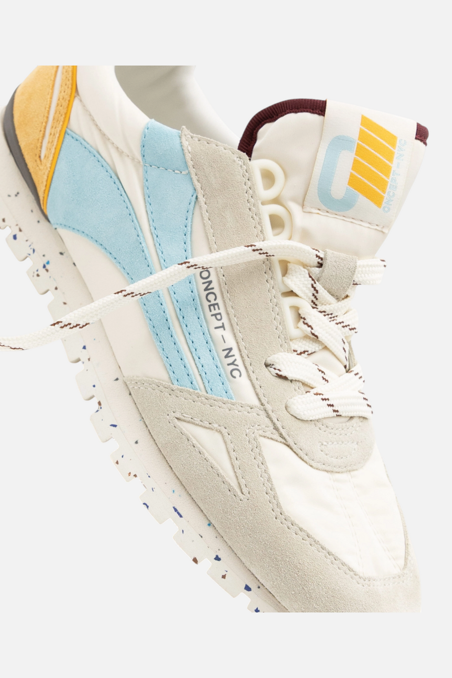 Oncept Toronto Sneaker in Coast