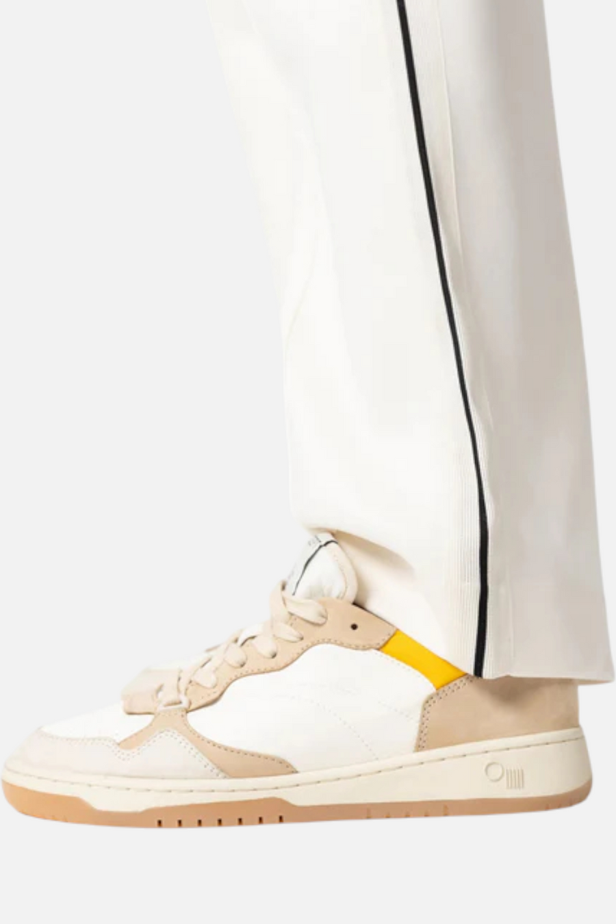 Oncept Women's Phoenix Sneaker in Vanilla