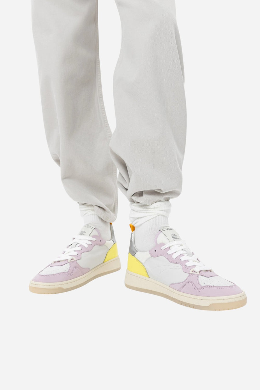 Oncept Phoenix in Ultra Violet