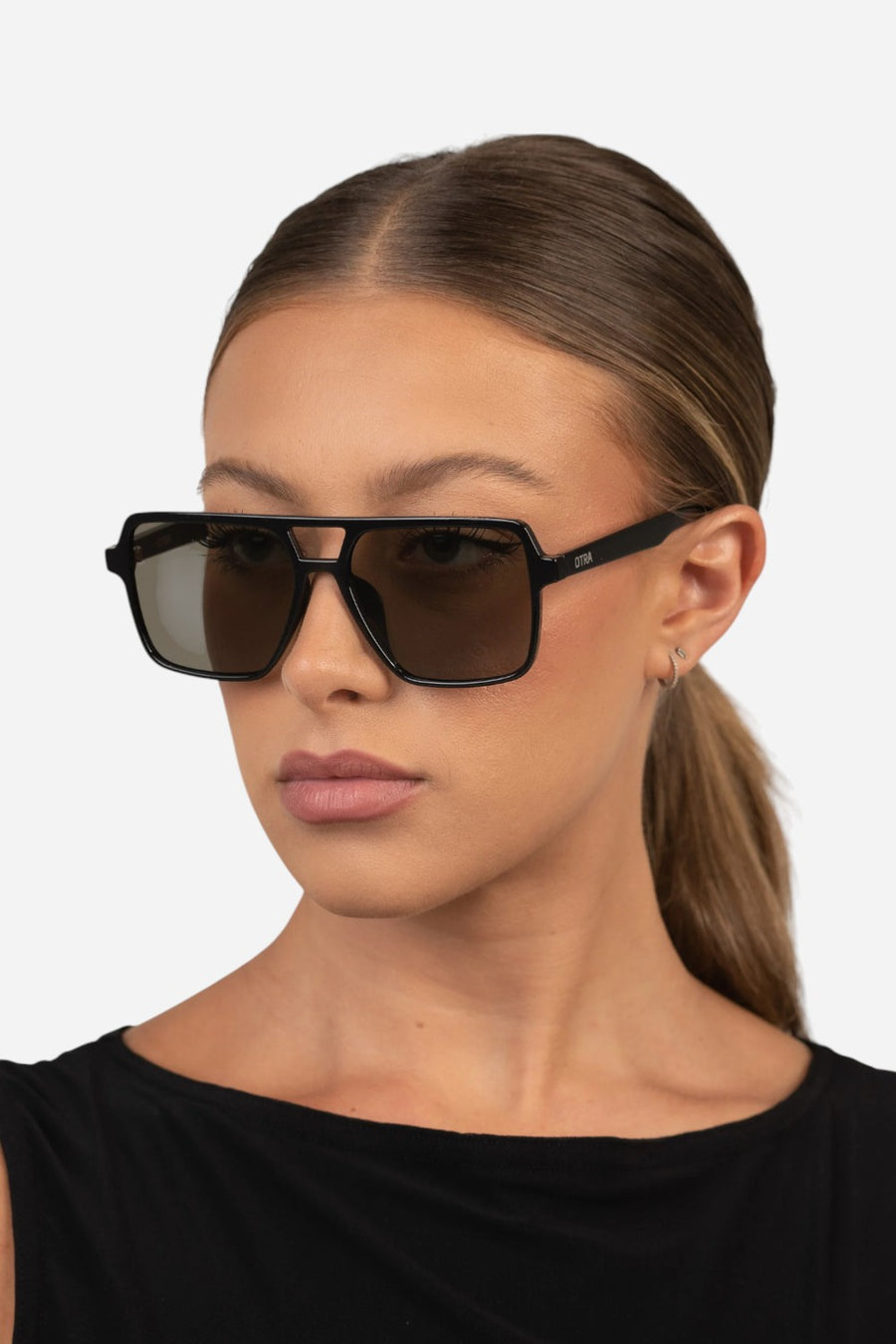 Otra Eyewear Zoya in Black