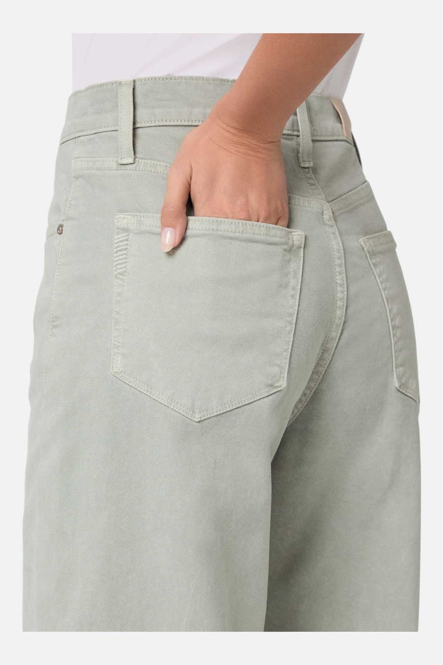 Paige Arellia Ankle Jean in Vintage Seaglass