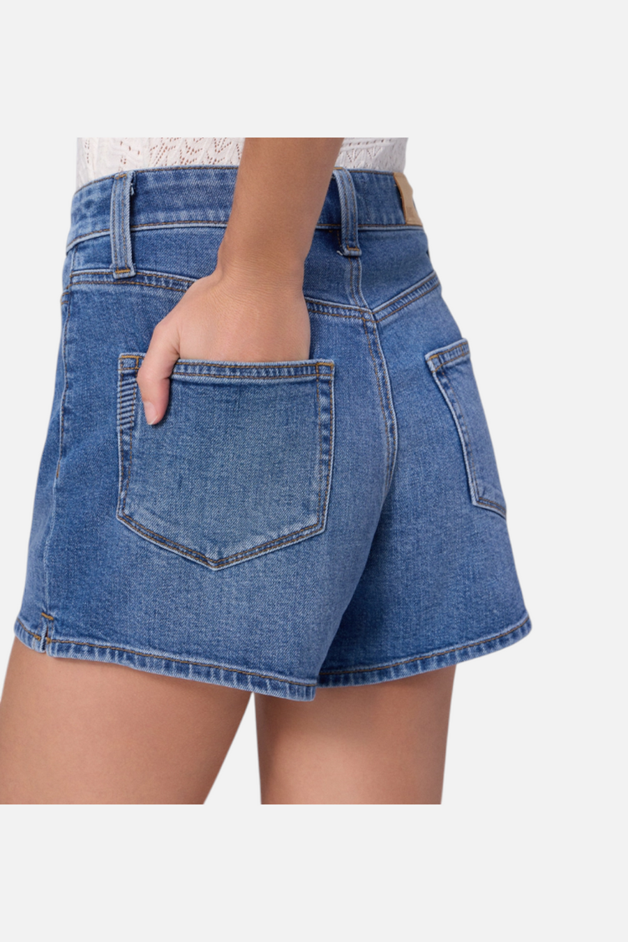 Paige Dani Front Yoke Jean Short in Sete